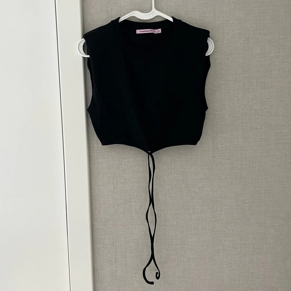 Hansen + Gretel Sidecar Tee in Black- Size S; Brand New without tags